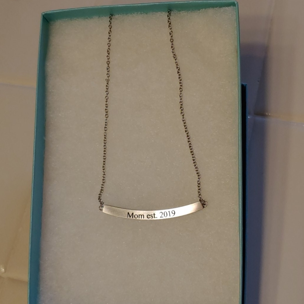Mom eat 2019 necklace